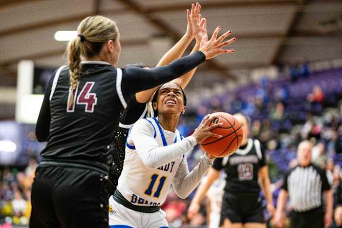 Jefferson Willamette 6A Oregon girls basketball quarterfinal 2024 Naji Saker-7